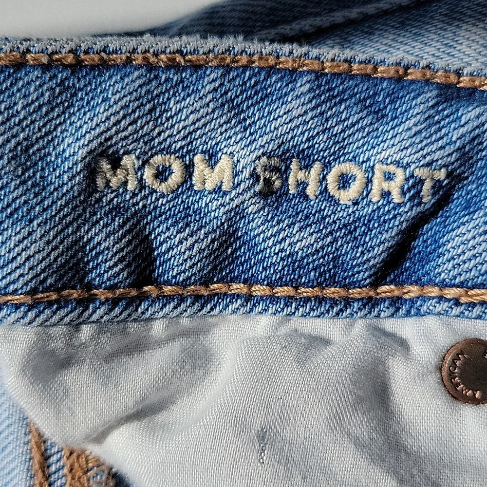 American Eagle Outfitters mom shorts